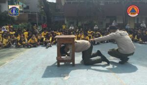 BPBD DKI Tingkatkan Kesiapsiagaan Gempa Siswa SDN Pisangan Timur 18